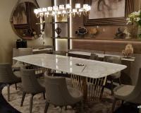 Vittoria Frigerio étkezőasztal székekkel